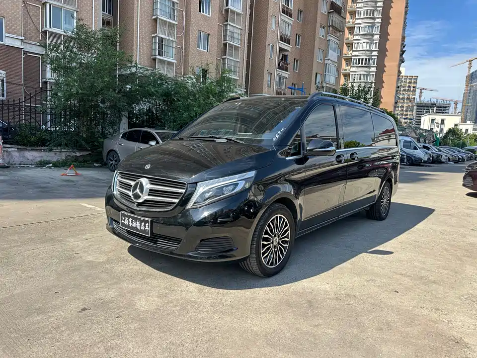 Mercedes-Benz V-class