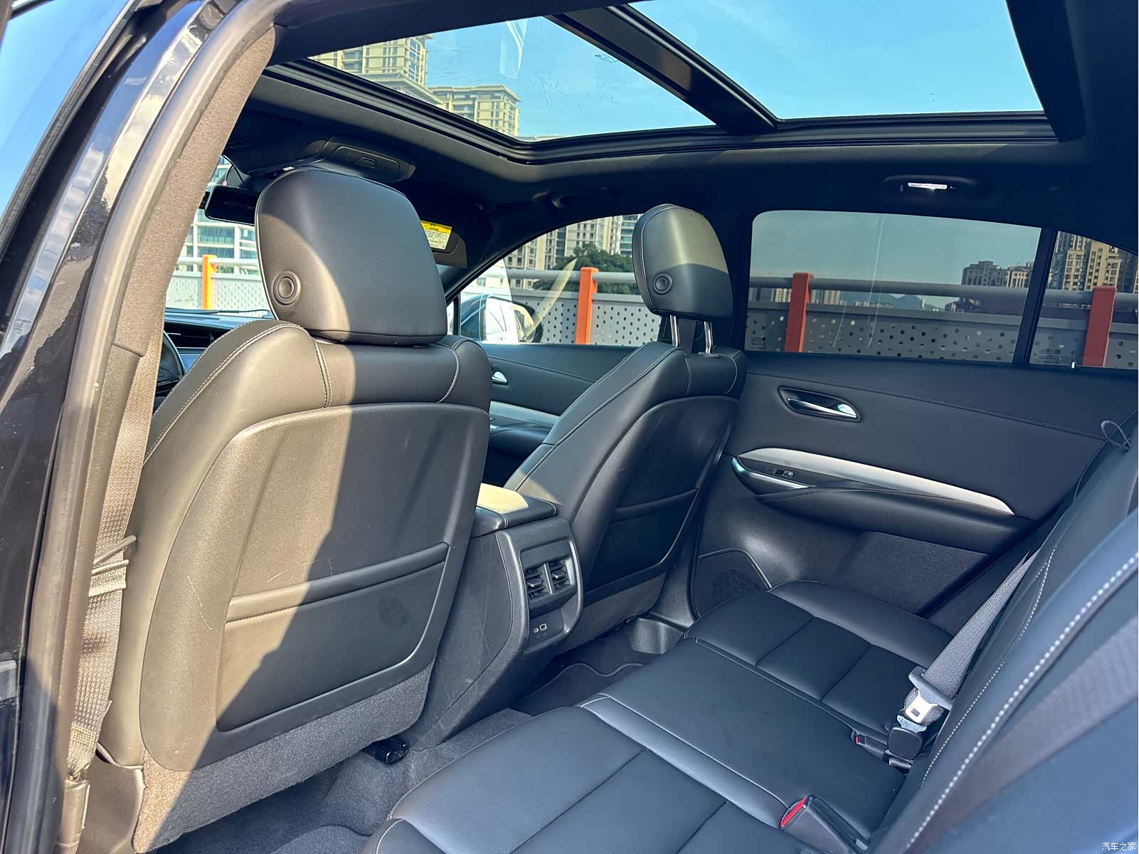 Cadillac XT4, 2019 6