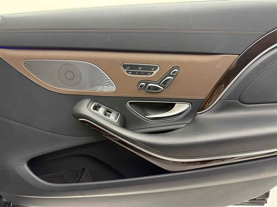 Mercedes-Benz Maybach S-class