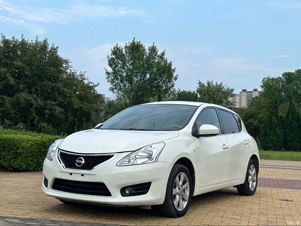 Nissan Tiida, 2012 1