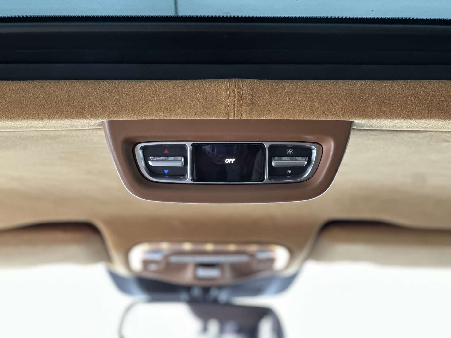 Mercedes-Benz V-Class, 2019 11