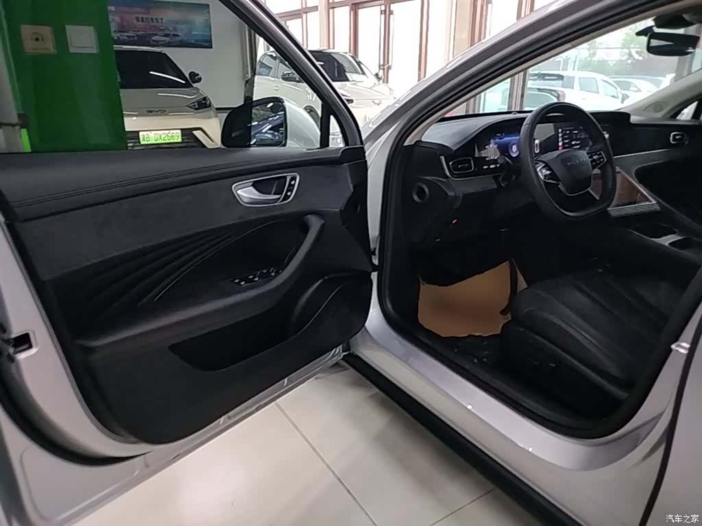 Roewe D7, 2025 16
