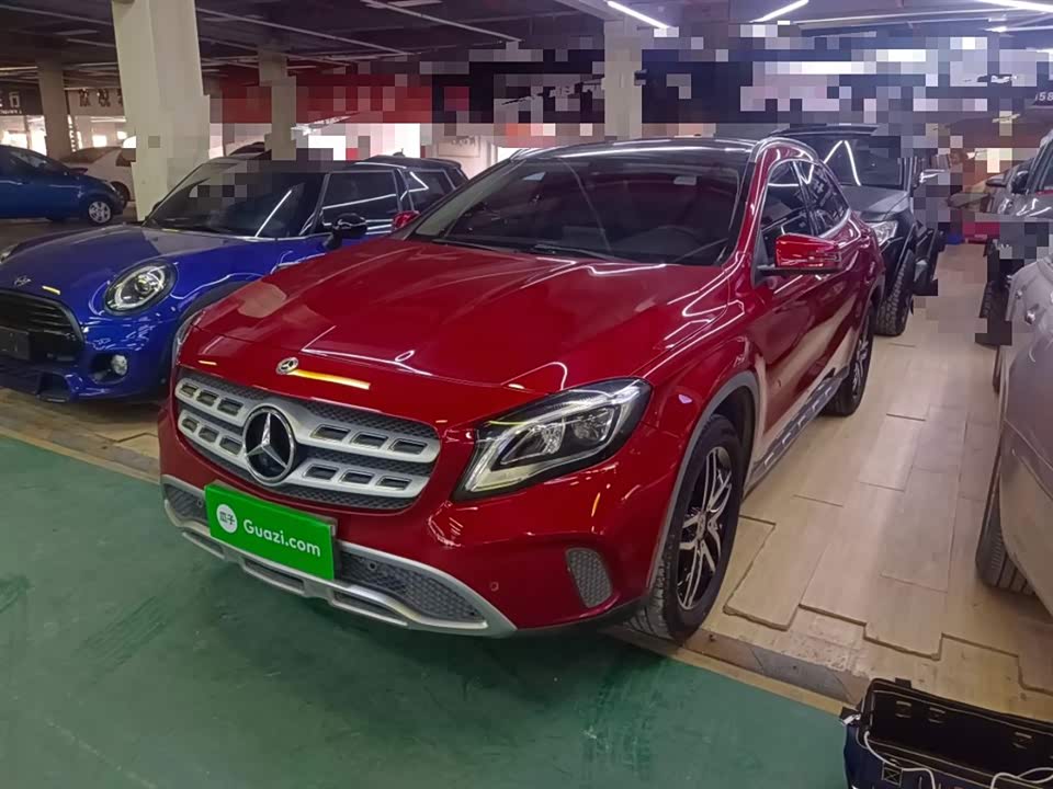 Mercedes-Benz GLA