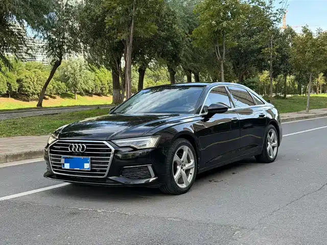 Audi A6L 2020 — купить из Китая под заказ