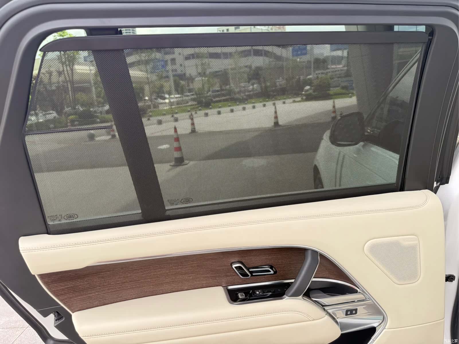 Land Rover Range Rover, 2023 9