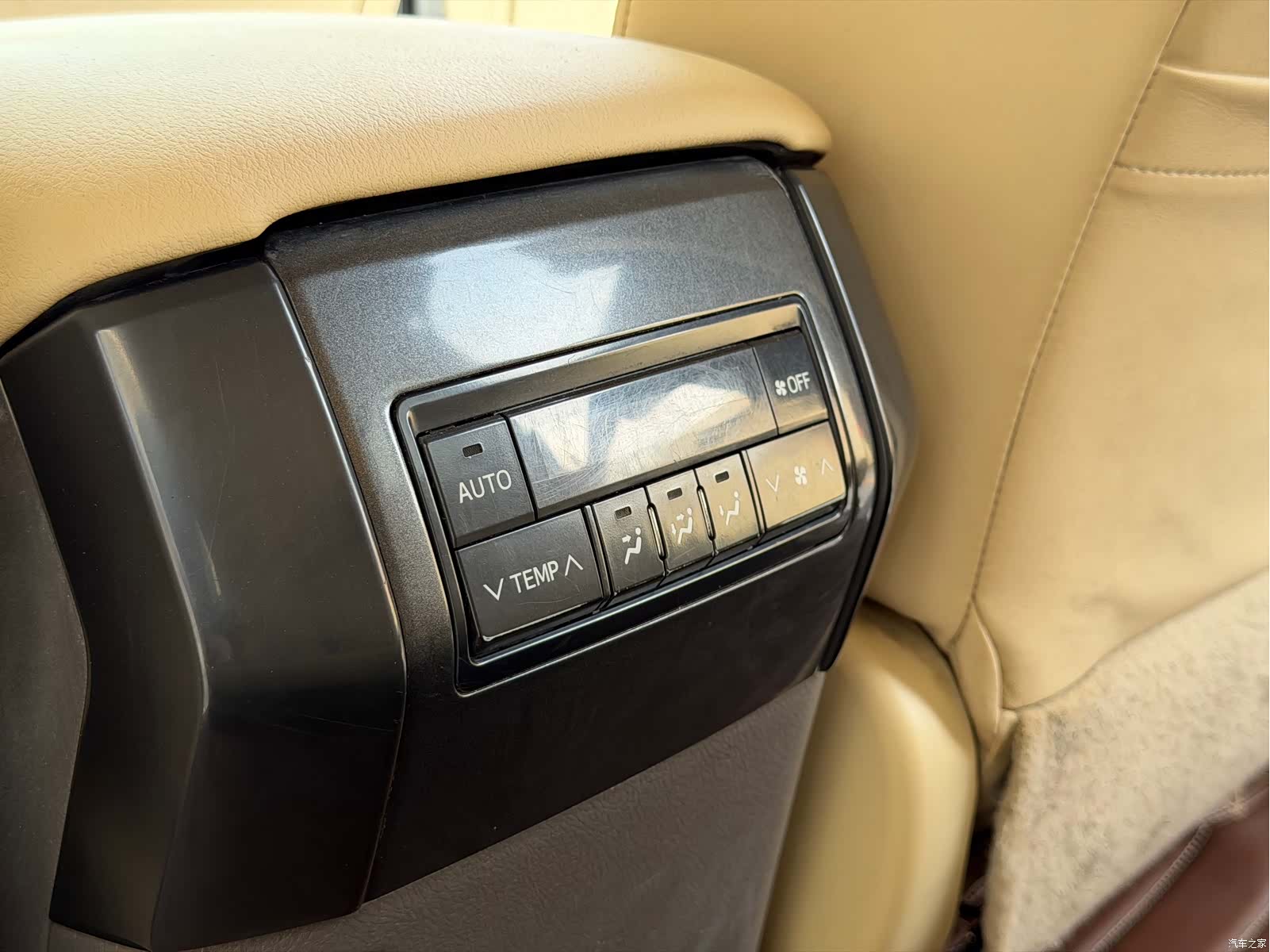 Toyota Prado, 2014 15