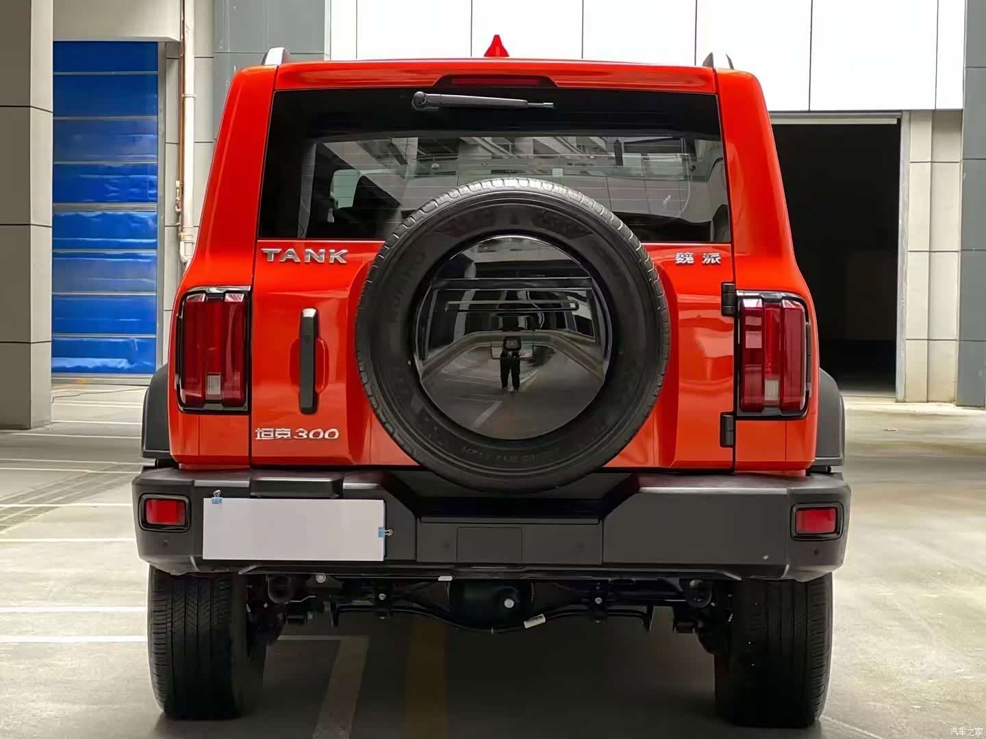 Tank 300, 2021 8