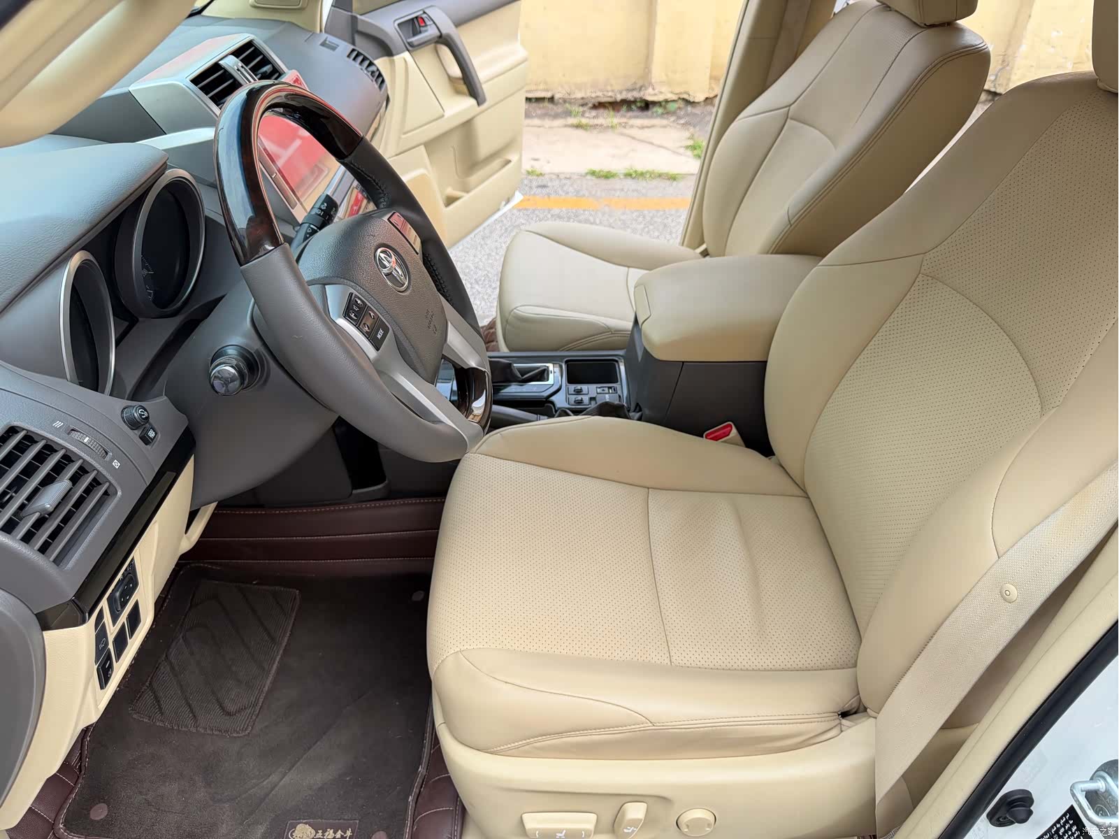 Toyota Prado, 2014 8