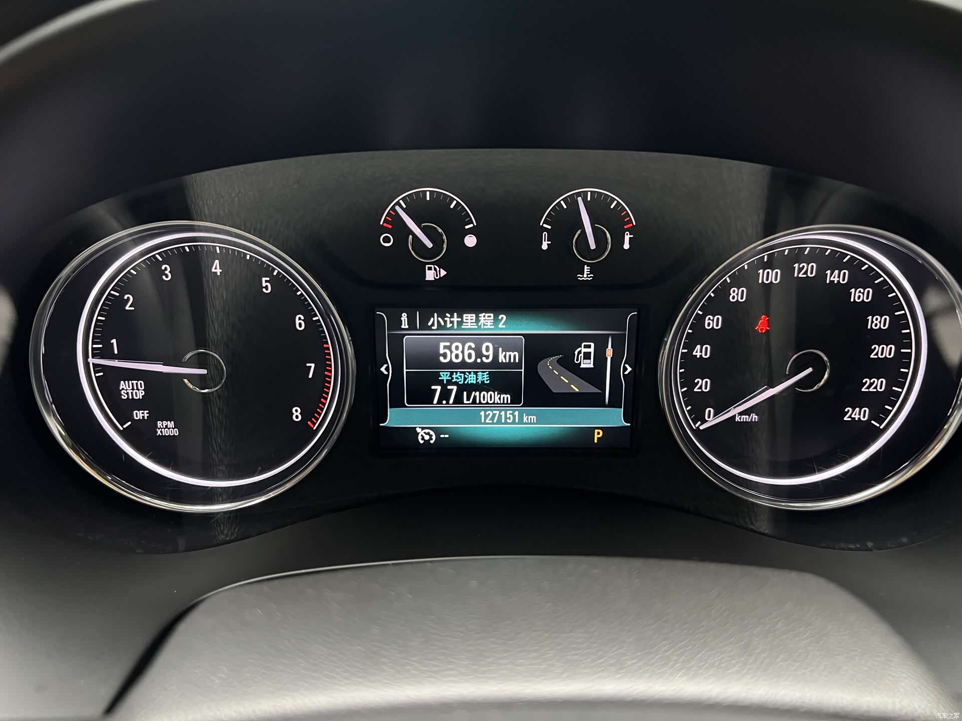 Buick LaCrosse, 2017 16