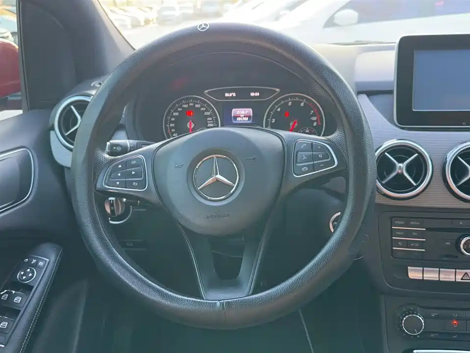 Mercedes-Benz Class B Mercedes-Benz Class B