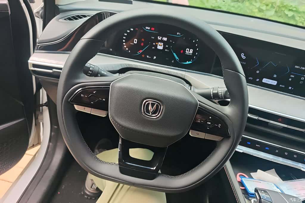 Changan Eado, 2022 15