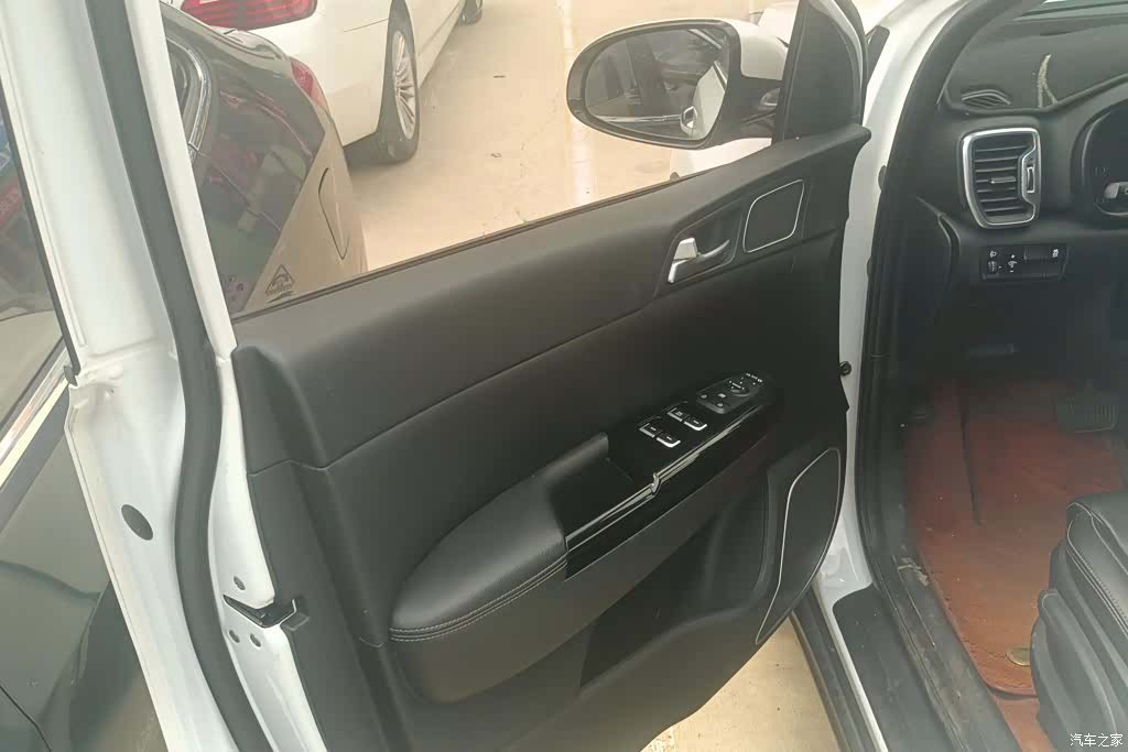 Kia KX5, 2016 7
