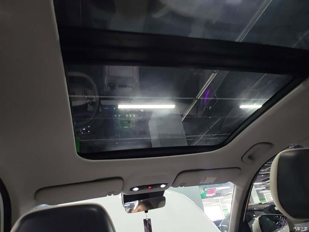 Geely Galaxy E5, 2025 18