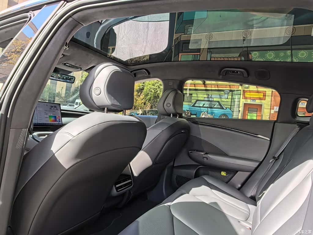 Xpeng G7, 2025 8