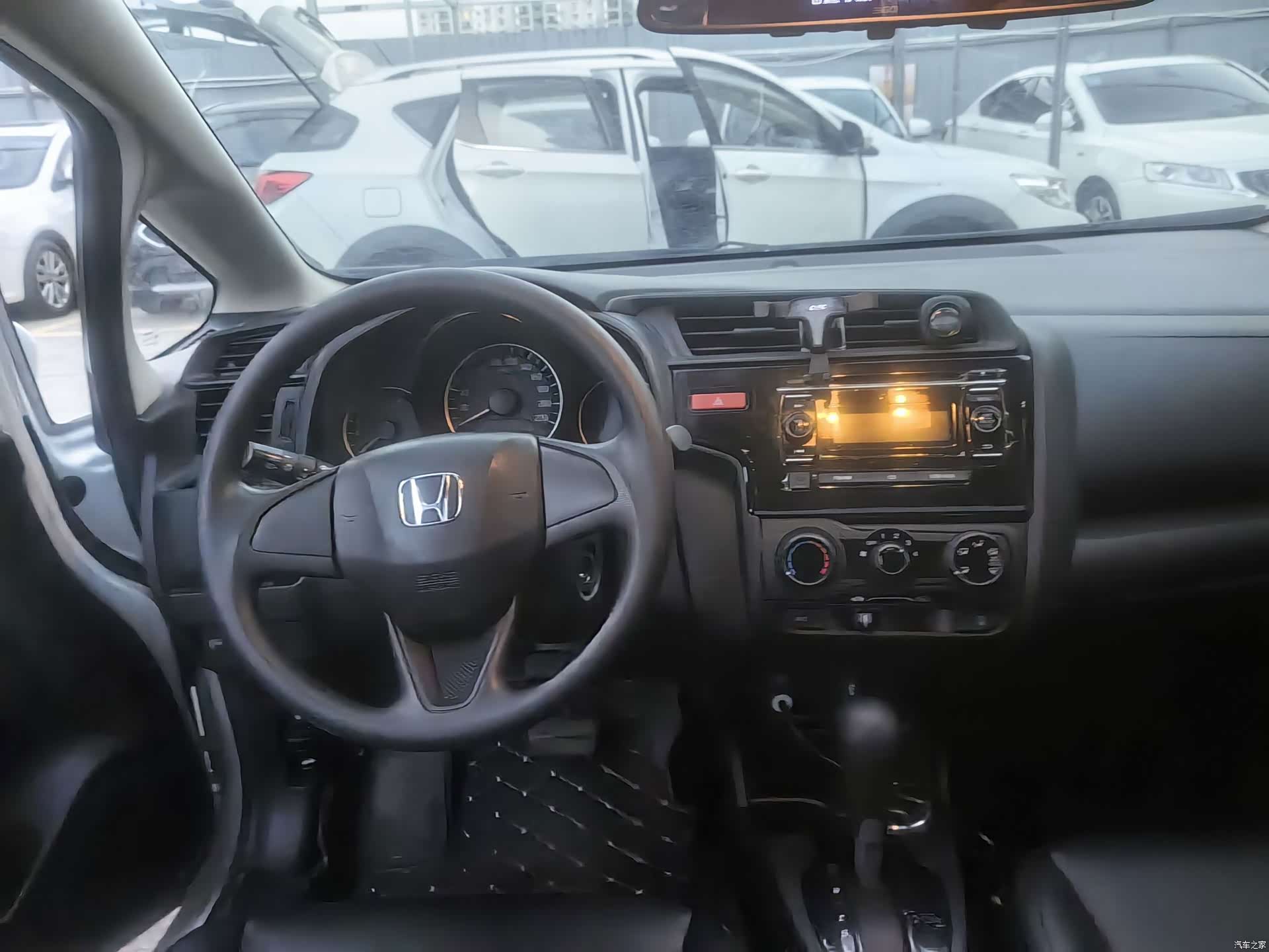 Honda Fit, 2017 11