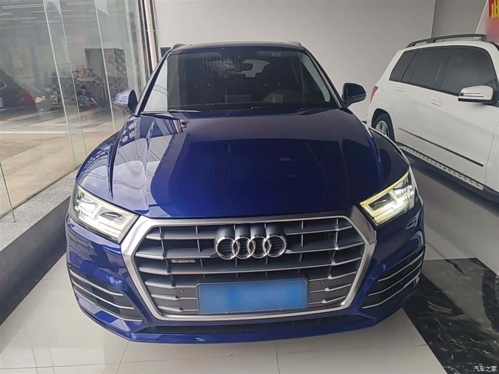 Audi Q5L, 2018 3
