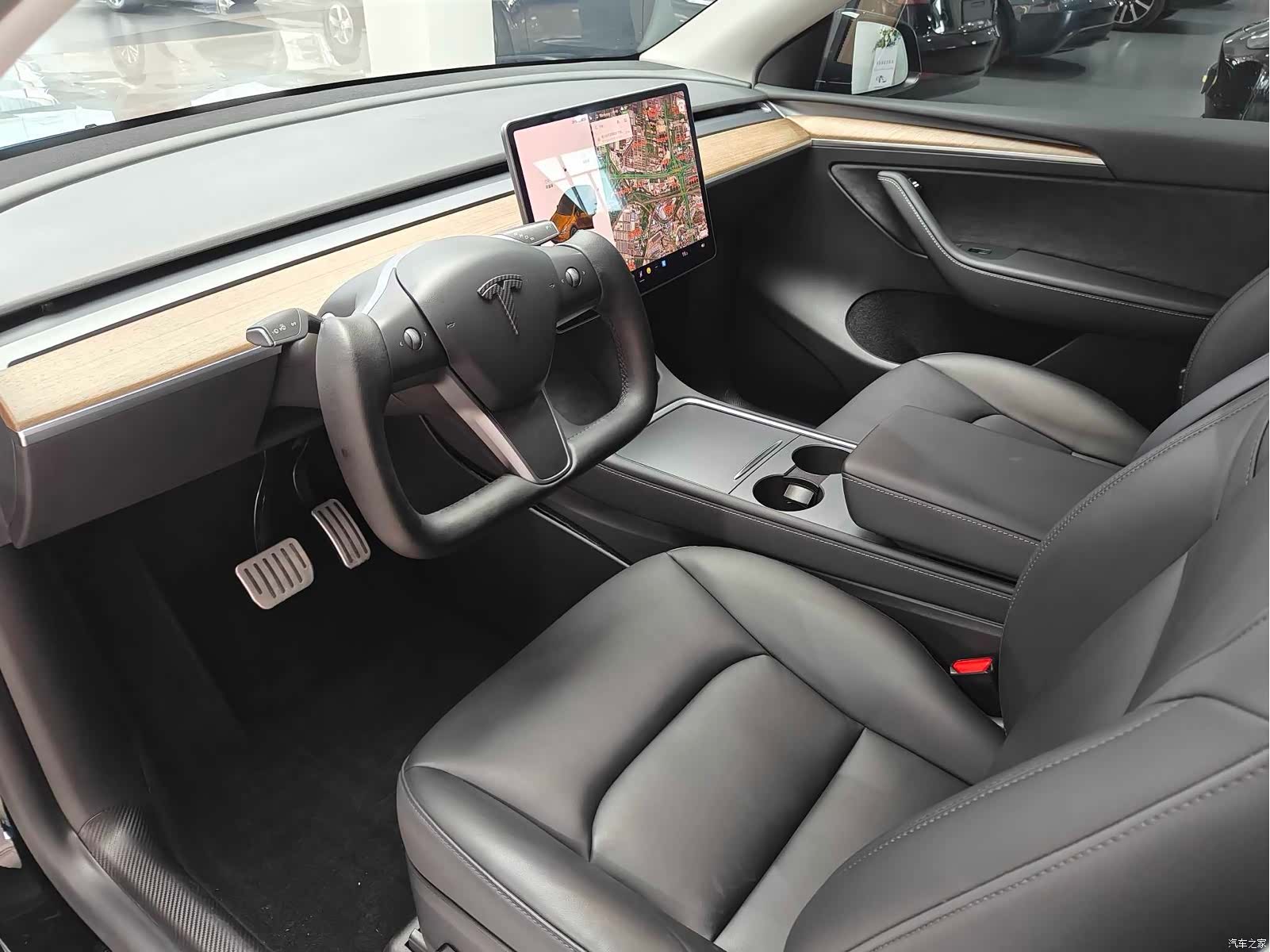 Tesla Model Y, 2021 6