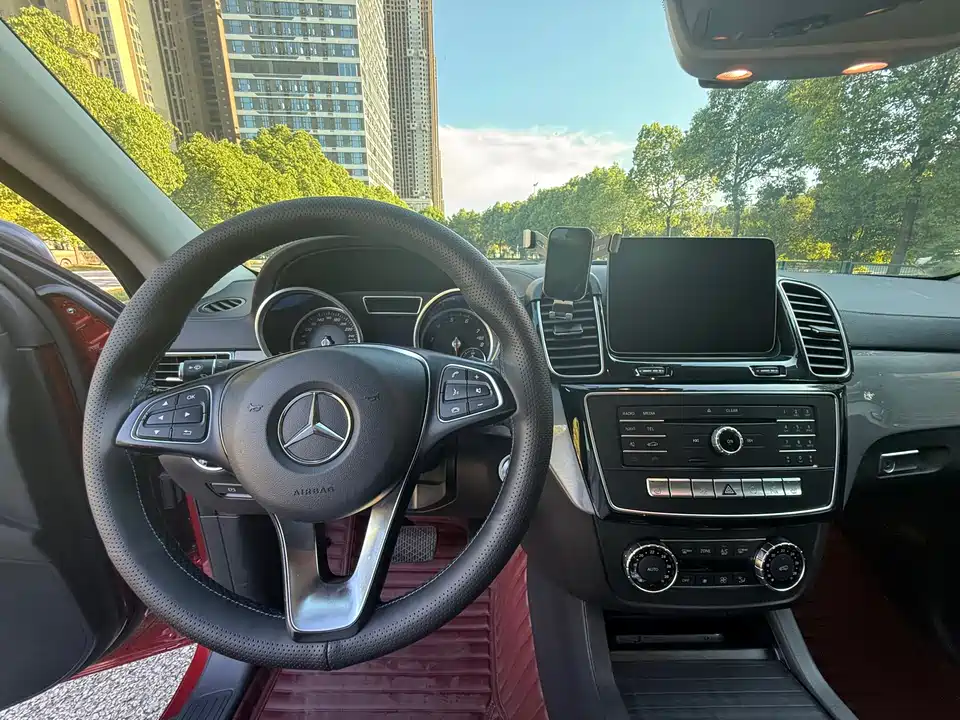 Mercedes-Benz GLE coupe