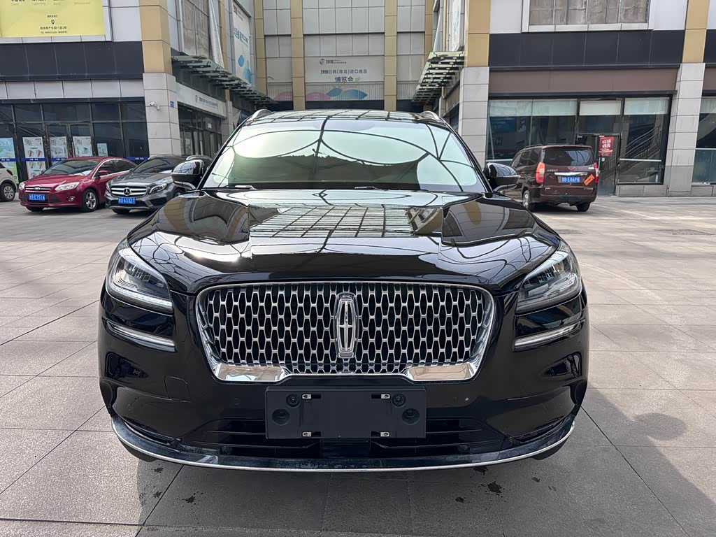 Lincoln Corsair