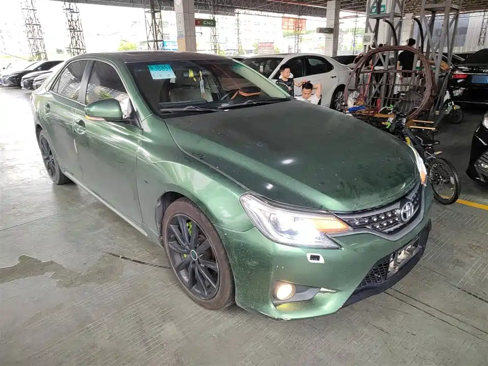 Toyota Reiz