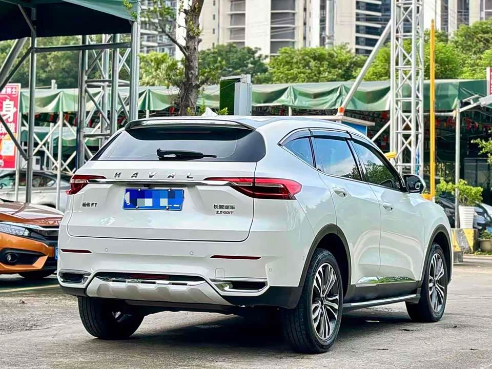 Haval F7