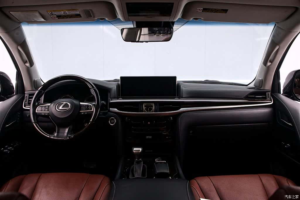 Lexus LX, 2019 все фото