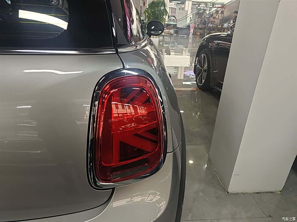 Mini ONE, 2024 8