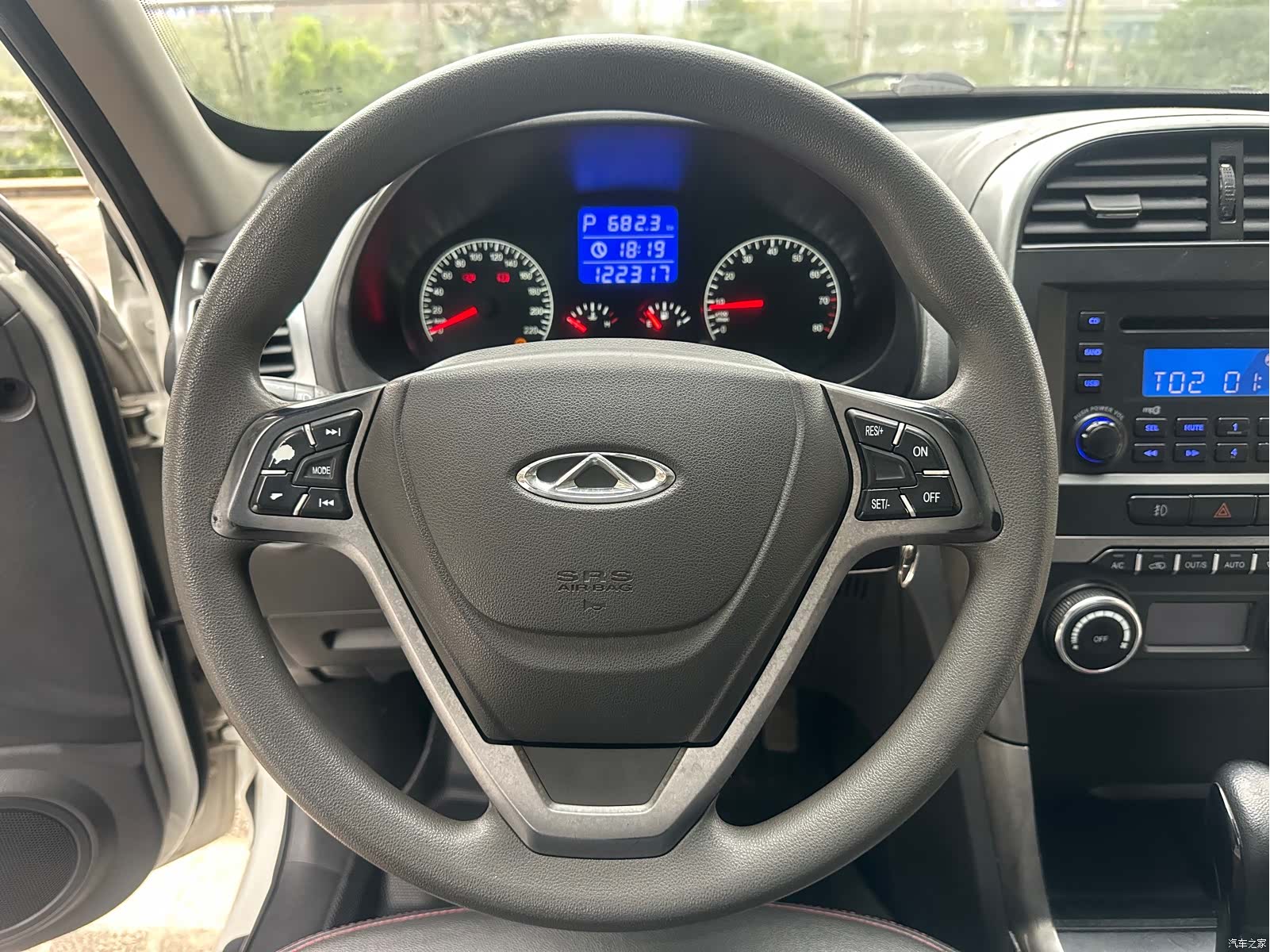 Chery 3, 2015 15