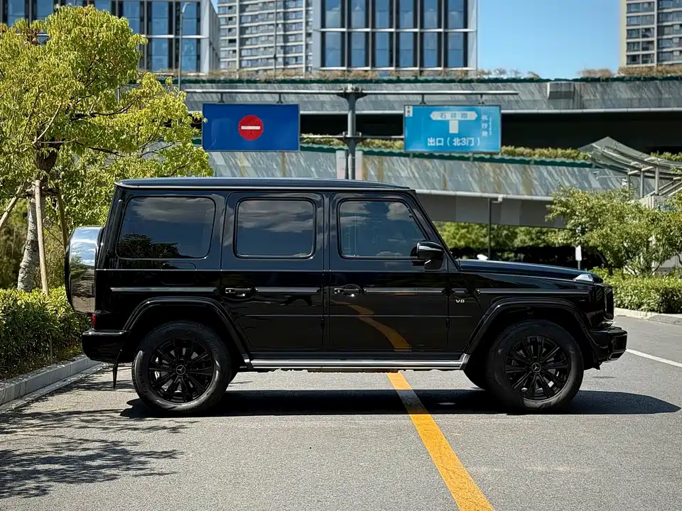Mercedes-Benz G-class