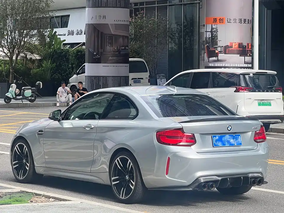BMW M2