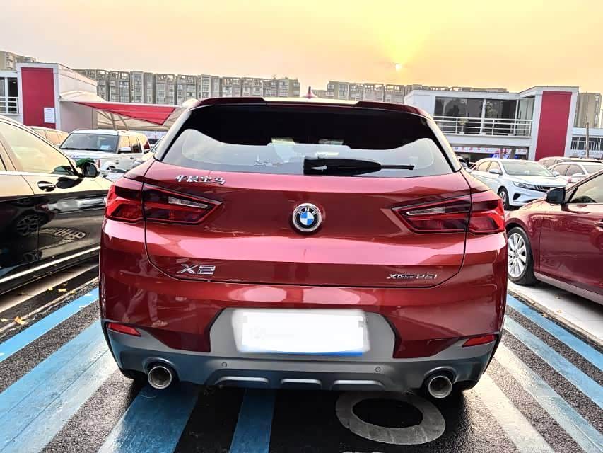 BMW X2