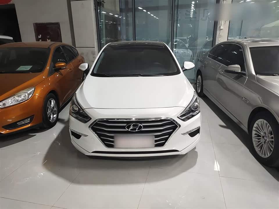 Hyundai Name picture