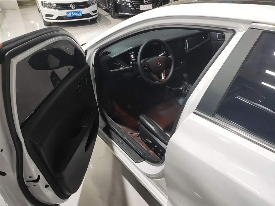 Hyundai Name picture