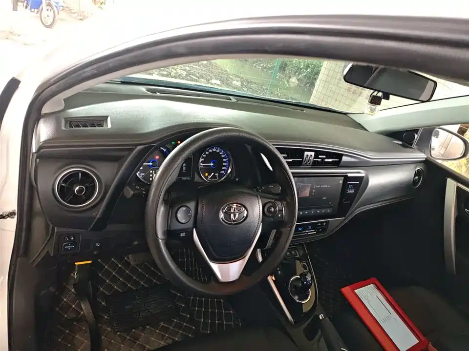 Toyota Corolla dual engine E+