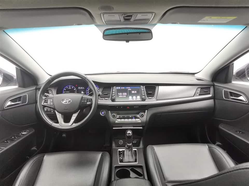 Hyundai Name picture