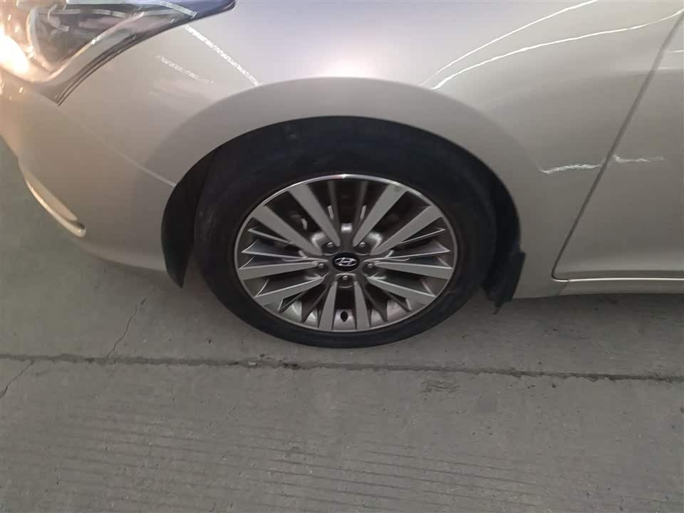 Hyundai Name picture