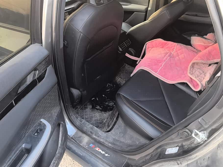 Changan UNI-V Smart iDD