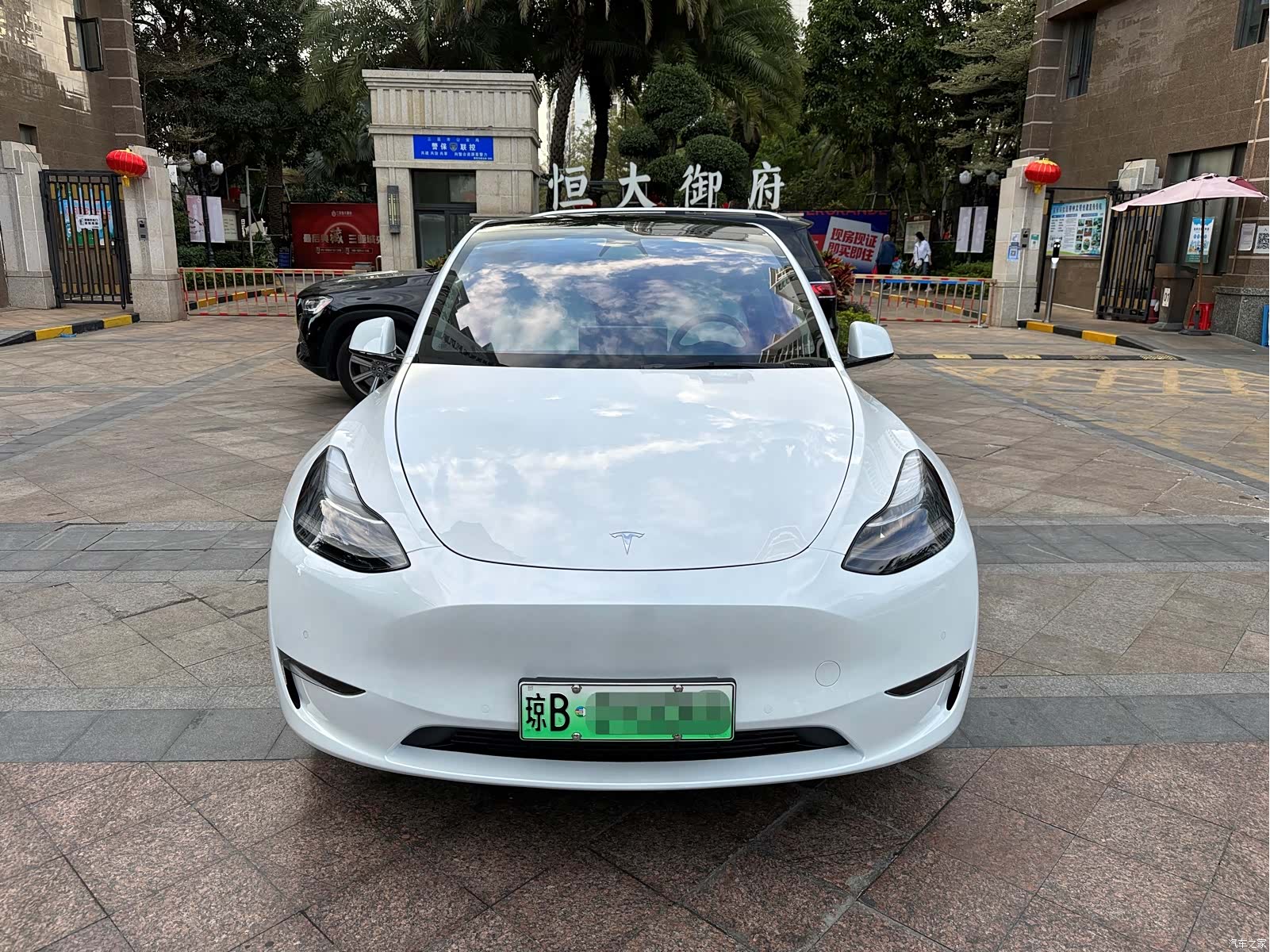 Tesla Model Y, 2022 2