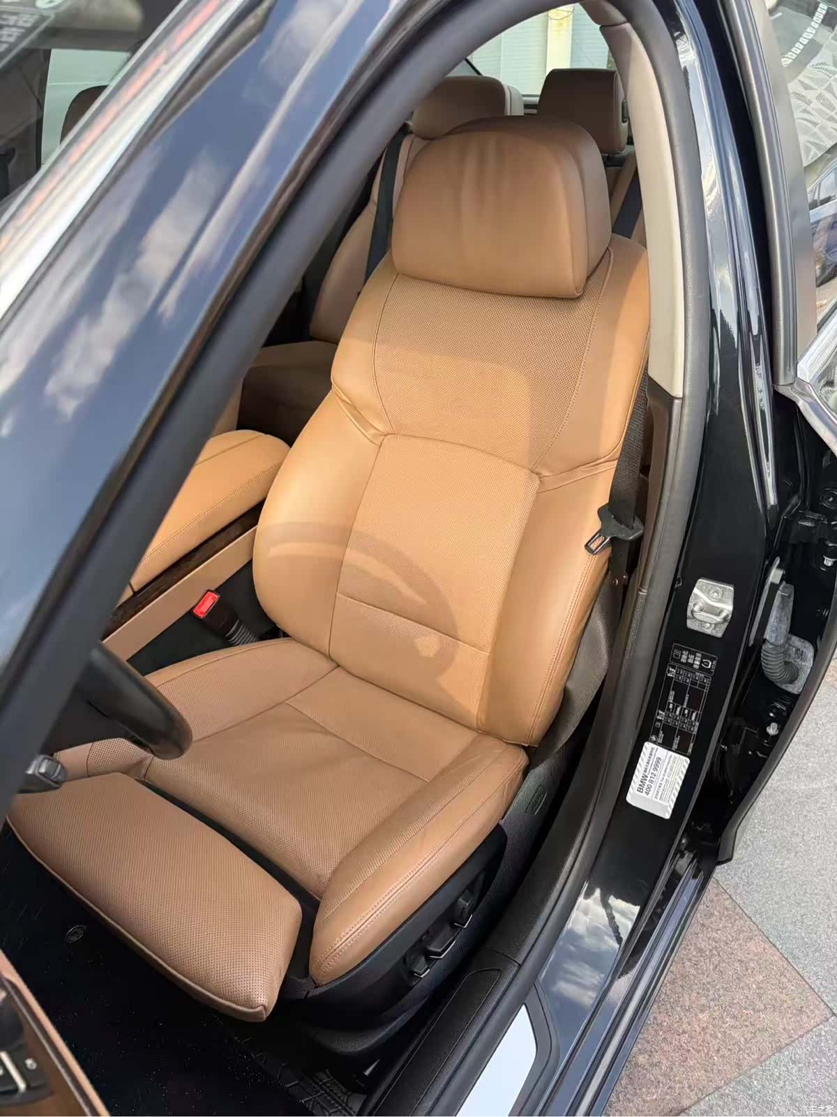 BMW 7 Series, 2011 28
