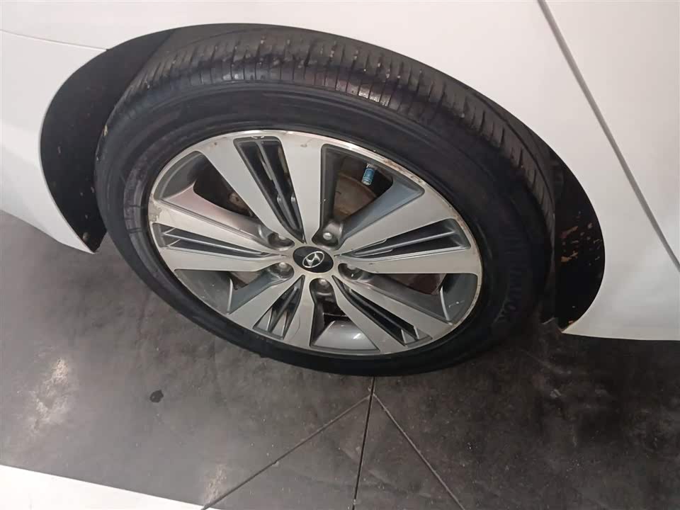 Hyundai Name picture