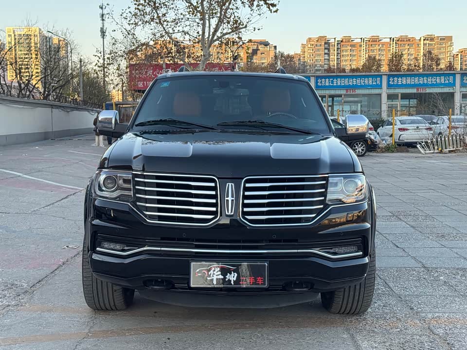 Lincoln Navigator