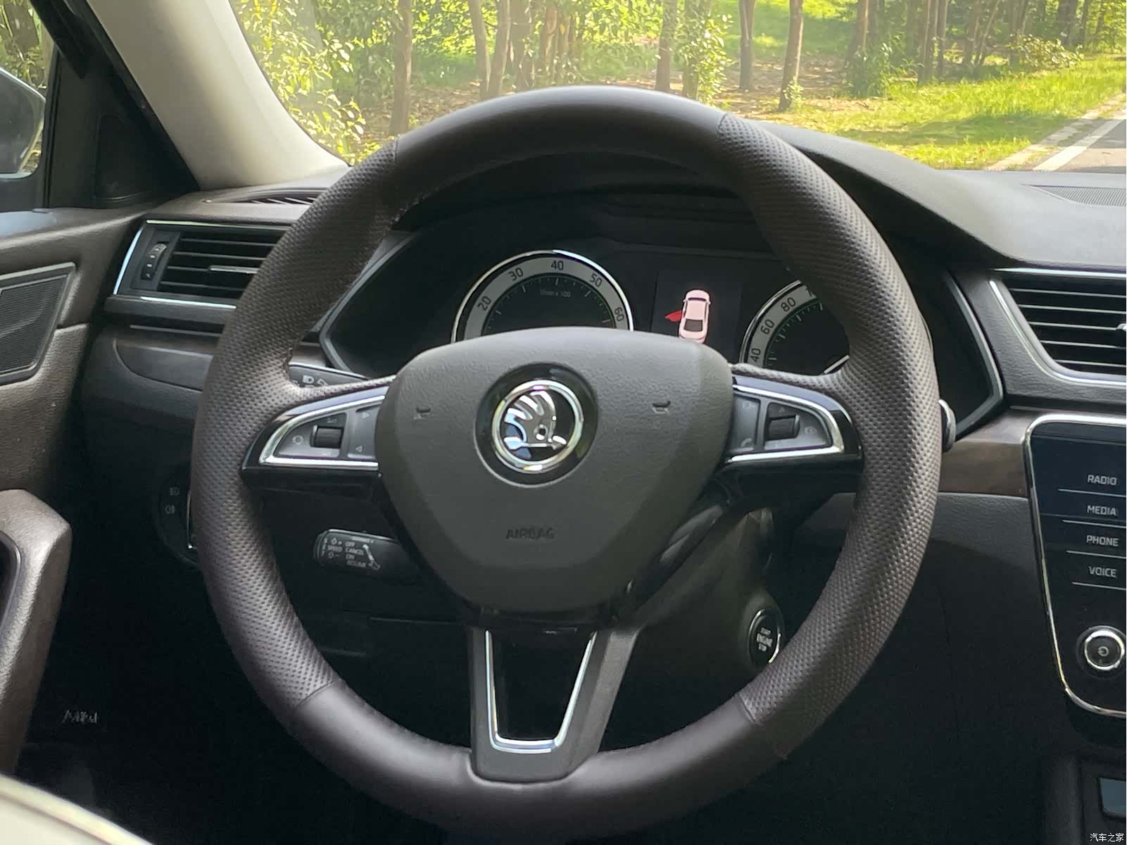 Skoda Superb, 2018 6