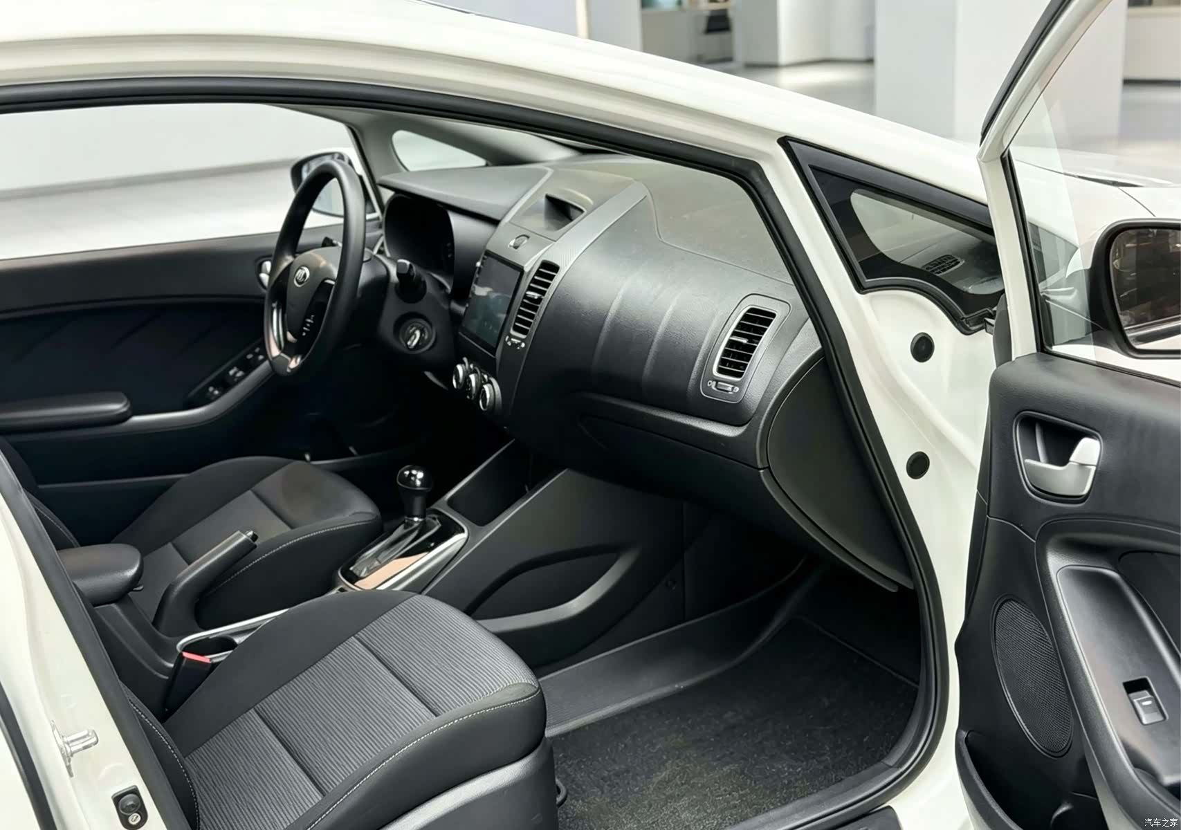 Kia K3, 2018 7