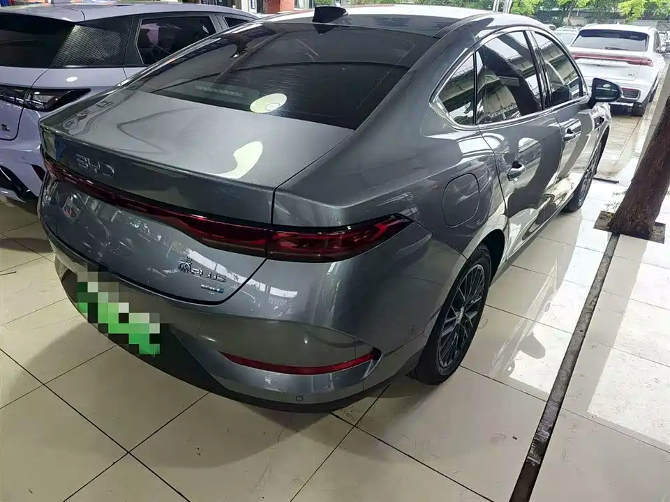 BYD Qin Yuan BYD Qin Yuan