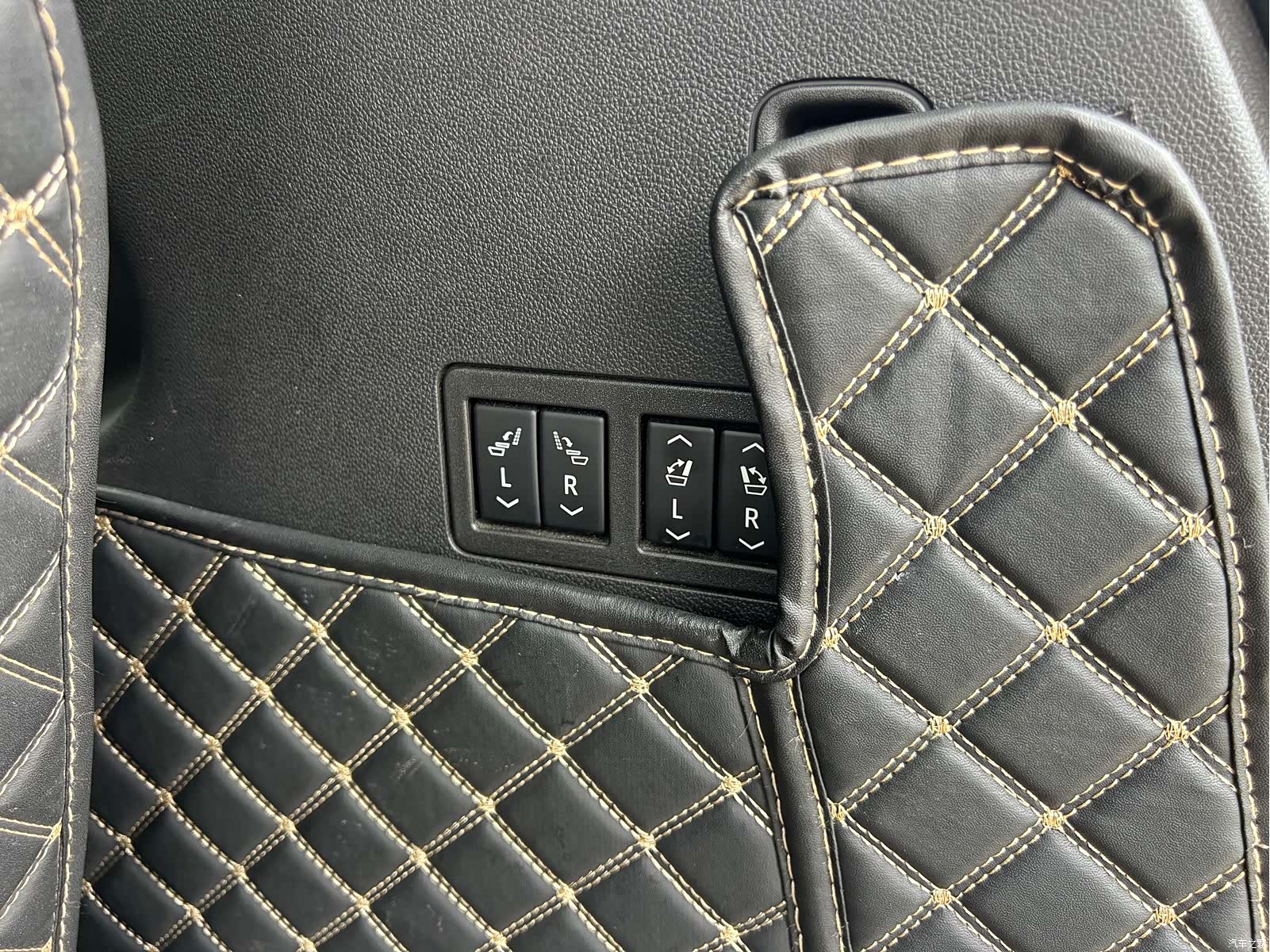 Buick Enclave, 2021 19