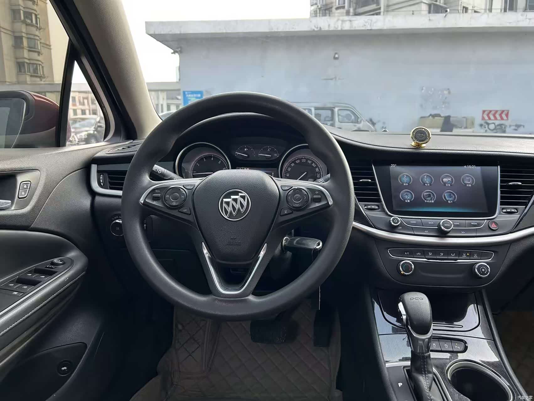 Buick Verano, 2017 15