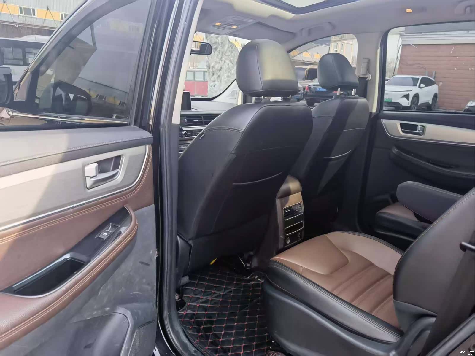 DongFeng X6, 2018 8