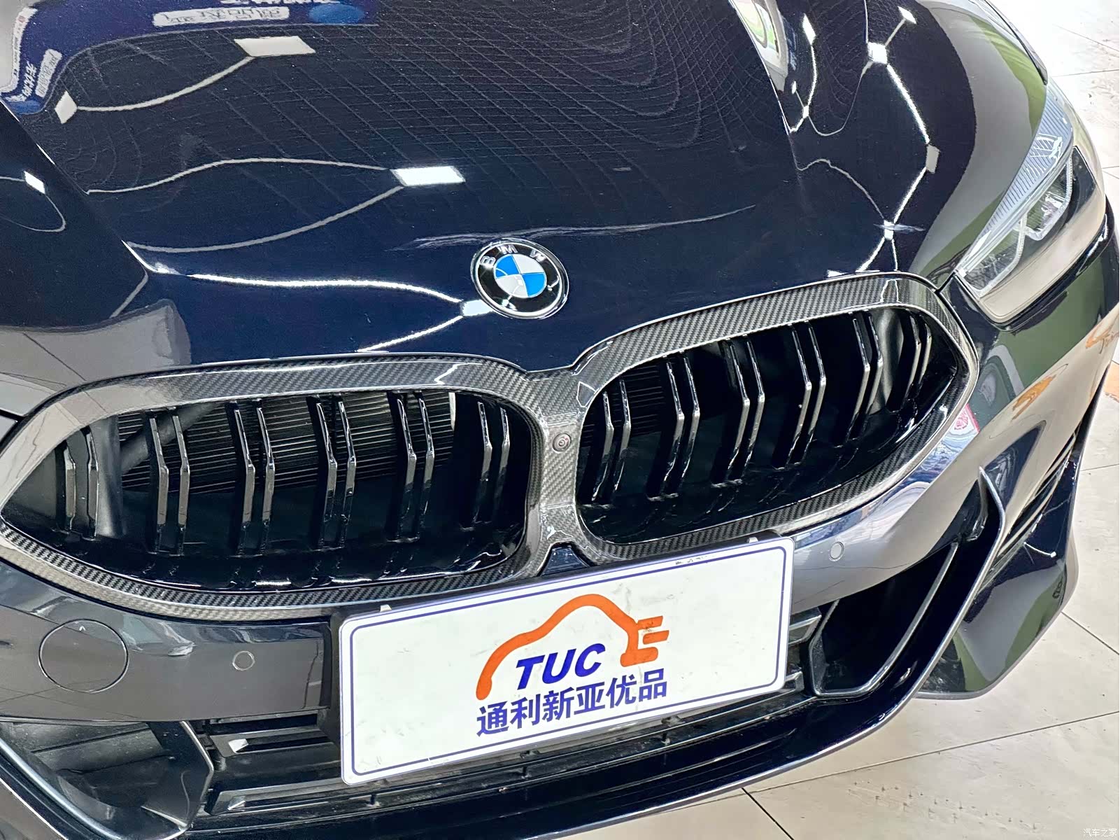 BMW 8 Series, 2024 4