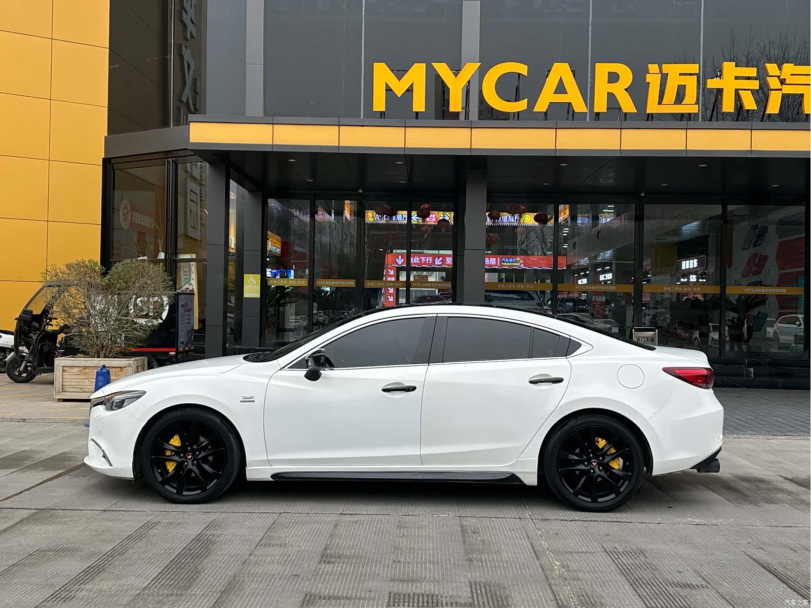 Mazda Atenza, 2017 8