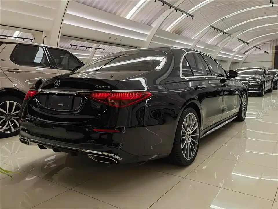 Mercedes-Benz S-class Mercedes-Benz S-class